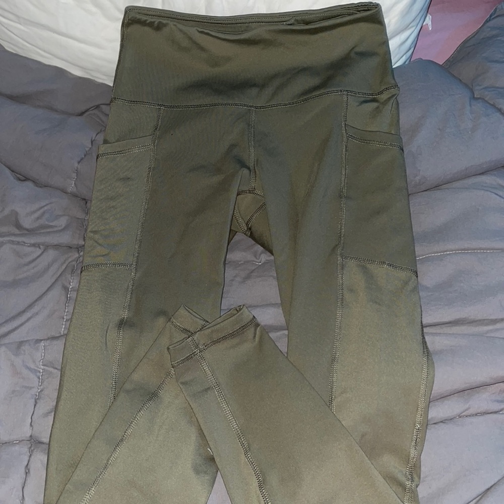green leggings